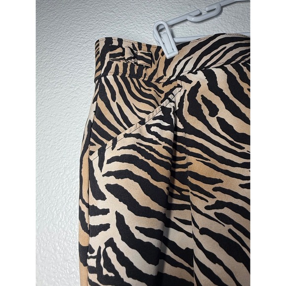 Zenergy Golf by Chico's Print Skort Tan Black Animal Side Zip size 3 (16/18) - Picture 2 of 8